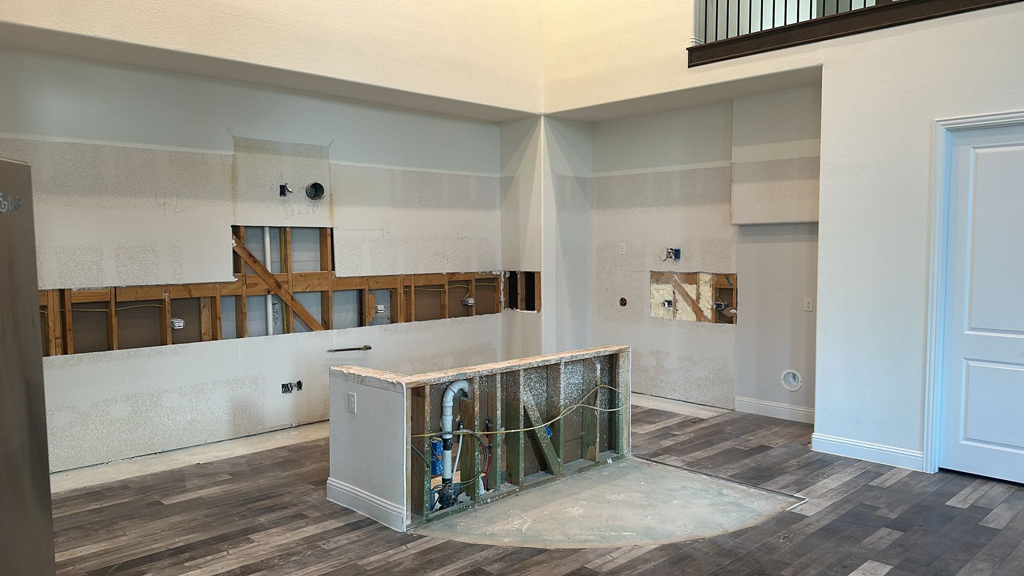 Custom kitchen renovation completed by Azores Kitchen and Bath Remodeling in DFW