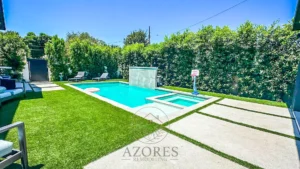 Designing the Perfect Outdoor Living Space for Year-Round Entertaining